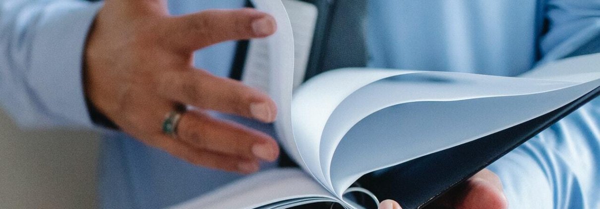 Droit de l'agent d'accéder aux livres de la société 1 Droit de l'agent d'accéder aux livres de la société 1