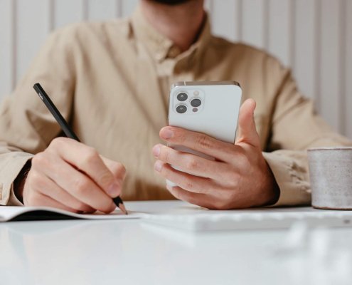 Le Sale and Purchase Agreement